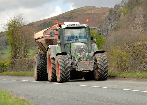 SG Deakins Lime Spreading